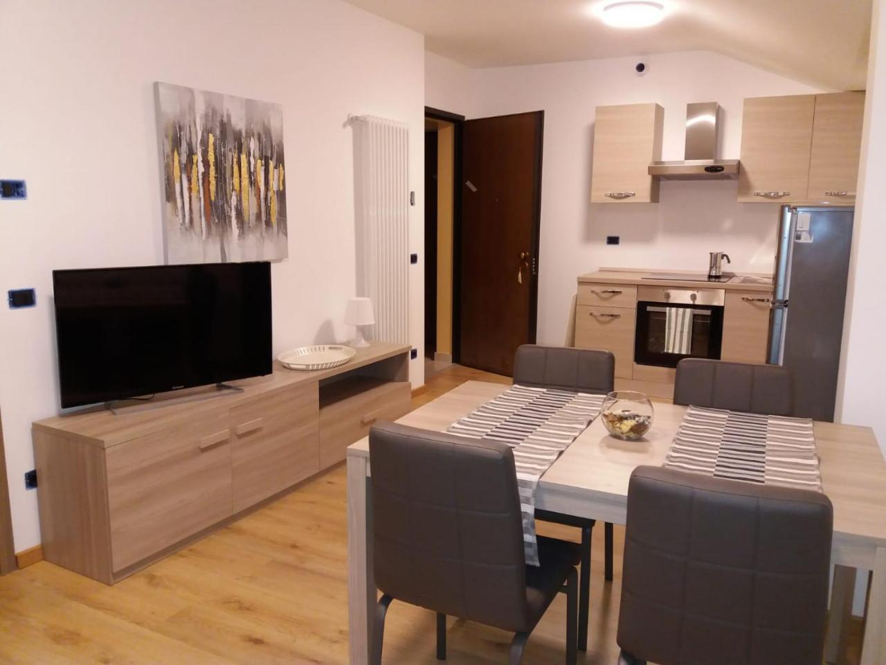 קומאנו טרמה Residenza Castel Restor מראה חיצוני תמונה